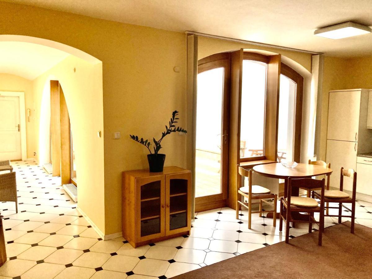 Hotel U Rytire Mělník 外观 照片