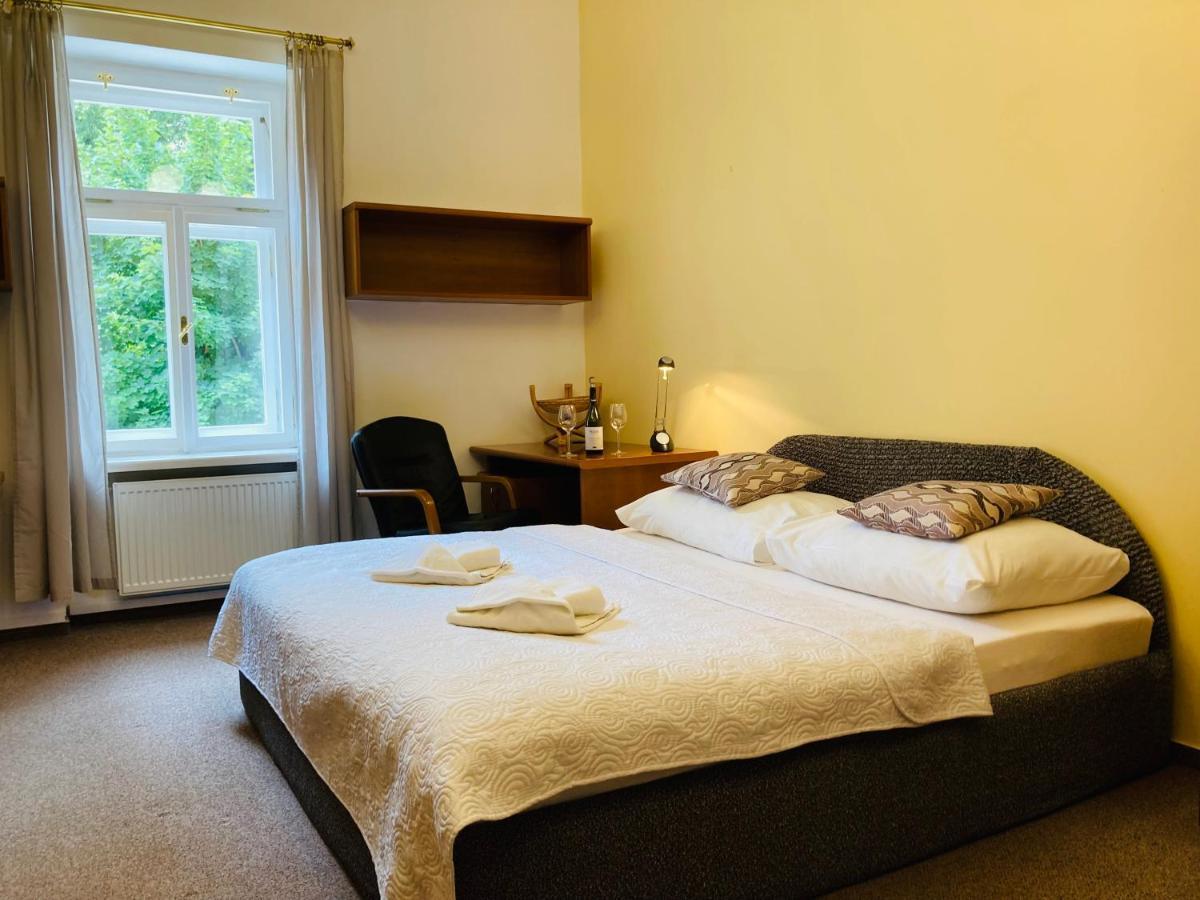 Hotel U Rytire Mělník 外观 照片