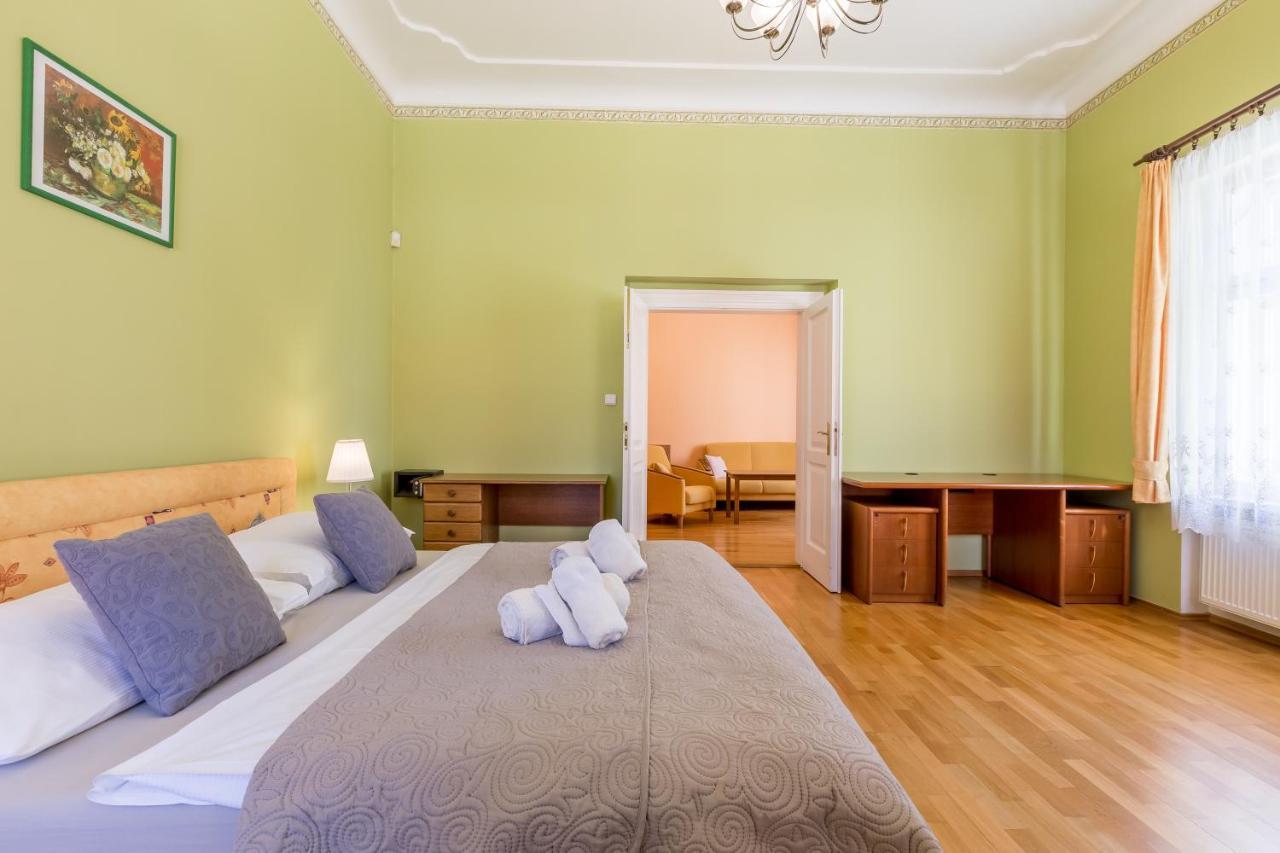 Hotel U Rytire Mělník 外观 照片