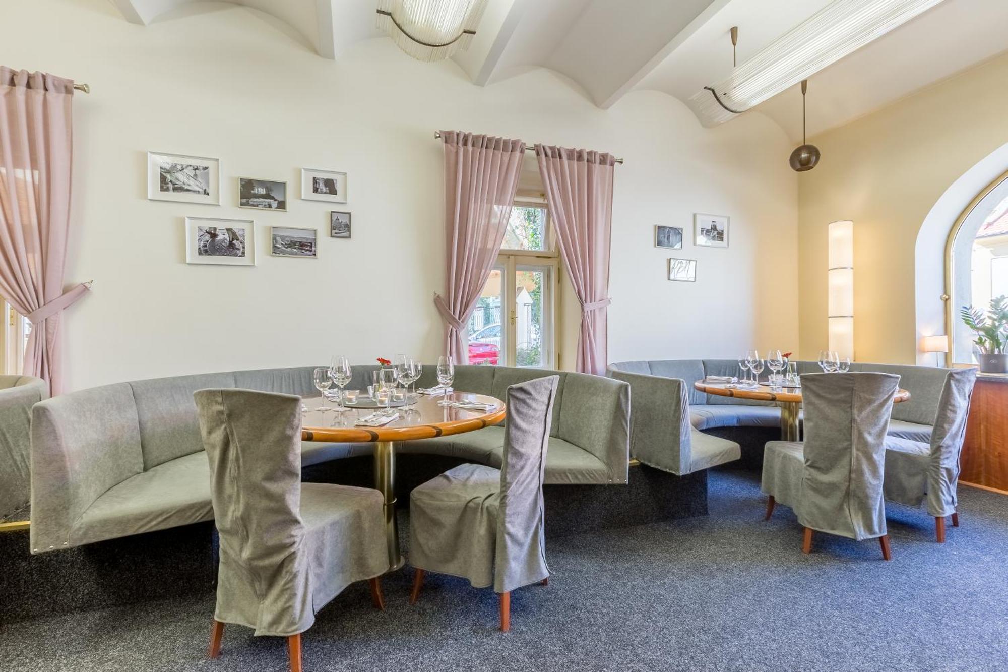 Hotel U Rytire Mělník 外观 照片