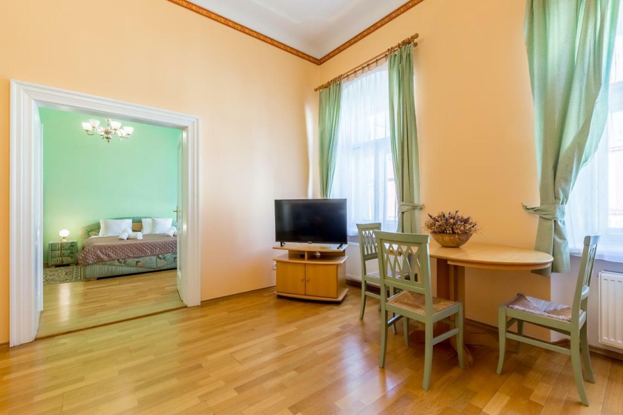 Hotel U Rytire Mělník 外观 照片